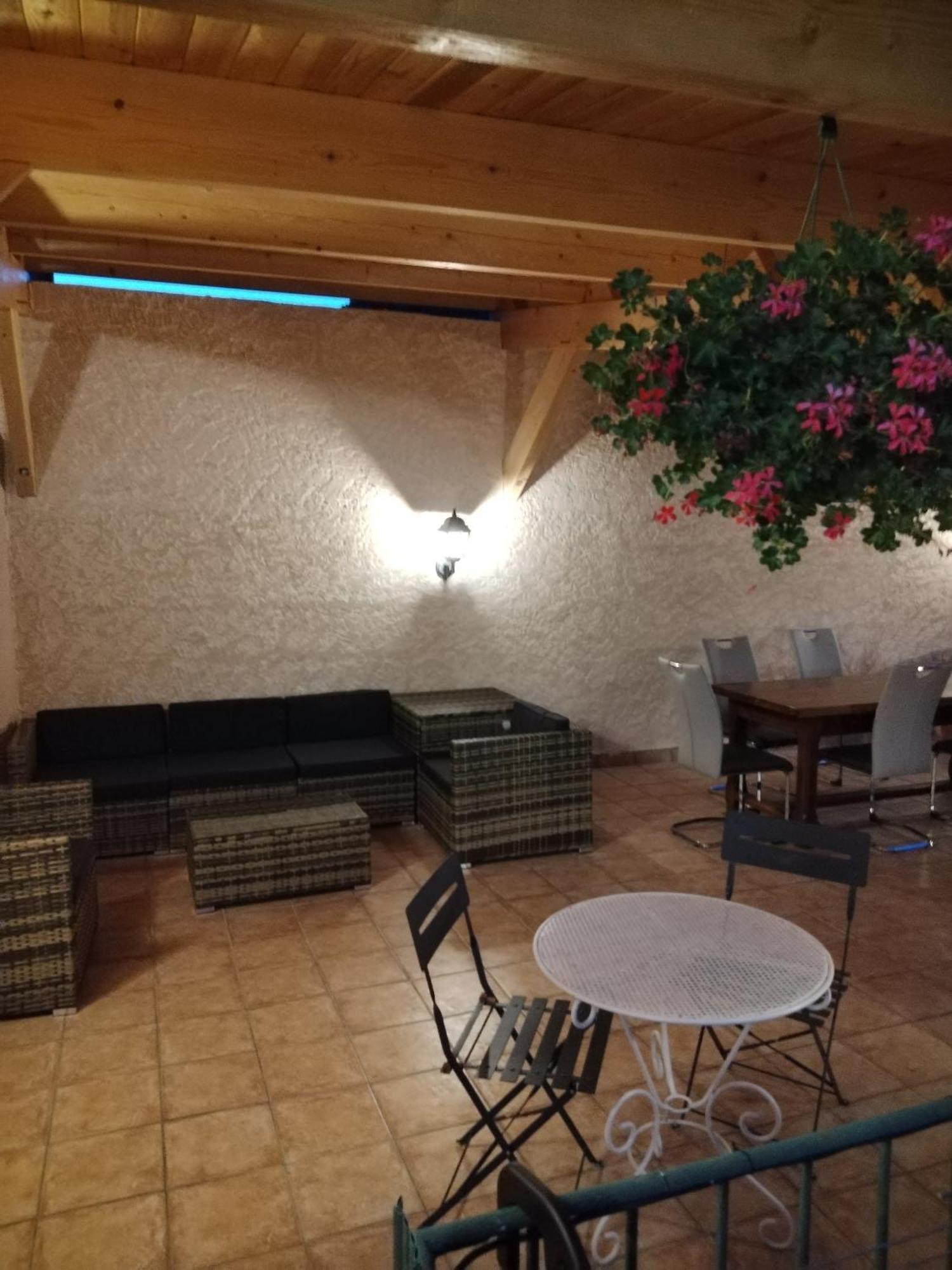 Rose Des Alpes Bed & Breakfast Serres  Bagian luar foto